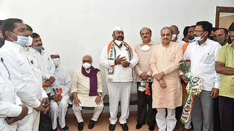 Former MLA of Nandgaon Sanjay Pawar joined NCP with many BJP workers