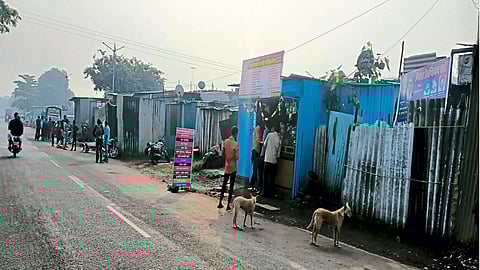 नाशिक : झोपडपट्ट्यांमधील समस्या अजूनही जैसे थे!