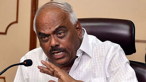 'जेव्हा बलात्कार टाळता येत नाही तेव्हा झोपून मजा घ्या', काँग्रेस आमदाराचं वादग्रस्त वक्तव्य