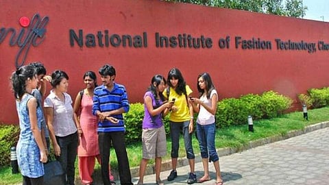 नॅशनल इन्स्टिट्यूट ऑफ फॅशन टेक्नॉलॉजीमध्ये सहाय्यक प्राध्यापकांची भरती!