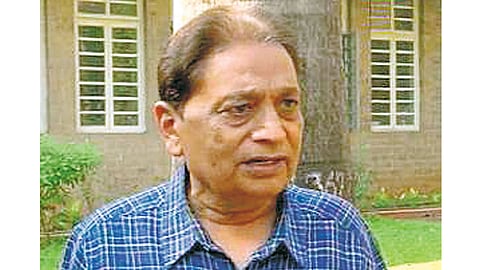 dr dattaprasad dabholkar