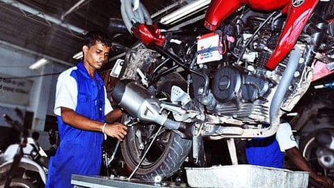 Two wheeler servicing