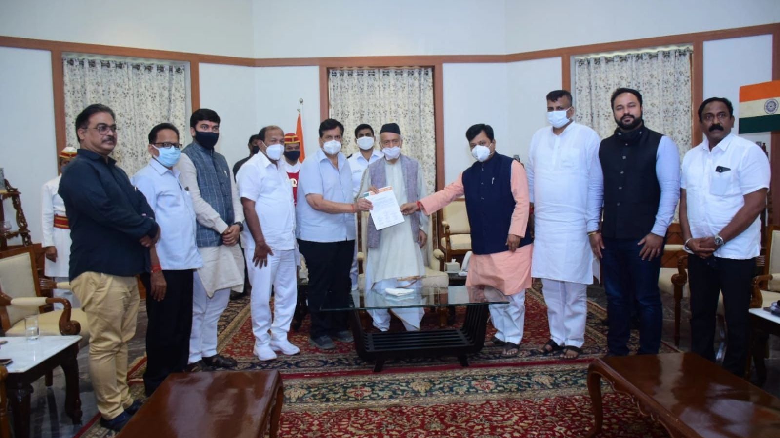 काँग्रेस प्रदेशाध्यक्ष नाना पटोलेंवर कारवाई व्हावी; भाजपचं राज्यपालांना साकडं