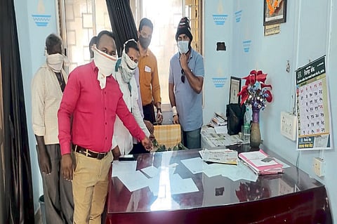 education officials chair shameless necklace department of education bhongal karbaracha
