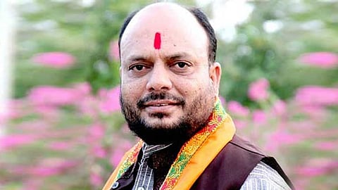 शासन शेतकऱ्यांच्या पाठीशी खंबीरपणे उभे; गुलाबराव पाटील