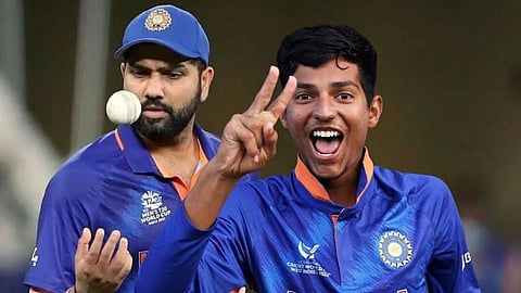 Rohit Sharma Advice to Ranji Trophy performer Yash Dhull Sarfaraz Khan