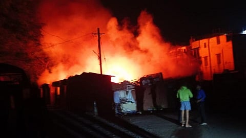 25 houses fire In Karad