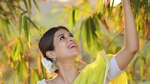 Shraddha Das Glamorous Photos