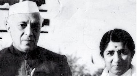 Memories of 'Ae Mere Watan Ke Logo' song