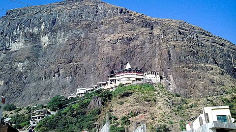 Saptshrungi Gad