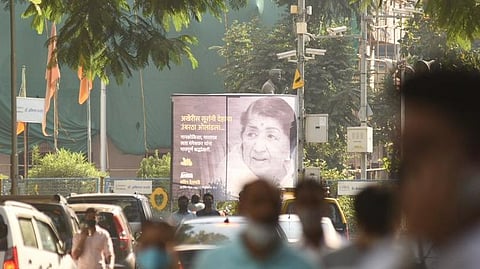 पाकिस्तान ते अमेरिका! लतादीदींना आंतरराष्ट्रीय स्तरावर कुणी कशी वाहिली श्रद्धांजली