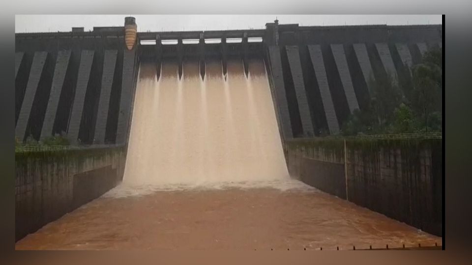 Koyna dam agitation from 21st March Dr Patankar satara