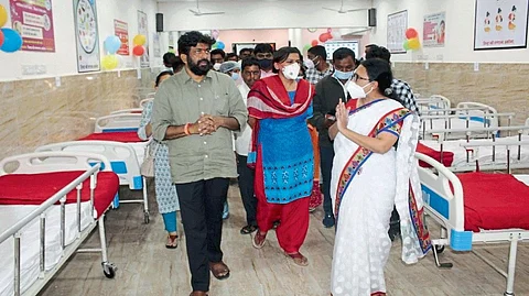 Akola District Women Hospital Bolka Ward Bachchu Kadu