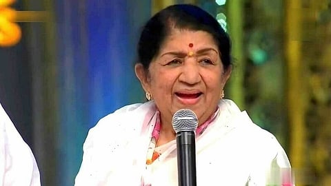 lata mangeshkar passed away singing starts from Solapur