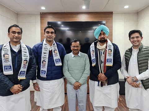 पंजाबमध्ये कॉंग्रसेला झटका; जगमोहन कांग मुलांसह 'आप'मध्ये सामील