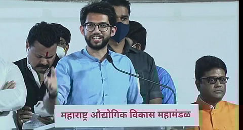 'राऊत यांनी आता मॅच सुरू केली आहे आता पुढची बॅटिंग बघू', ठाकरे म्हणाले...