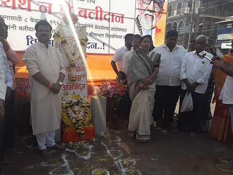 शिवसेनेच्या ६७ हुतात्म्यांना अभिवादन