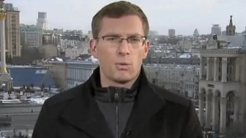 journalist philip crowther reporting on russia ukraine crisis in 6 languages video goes viral