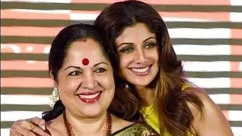 Shilpa Shetty With Mother Sunanda Shetty
