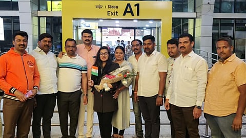 युक्रेन मध्ये अडकलेले पुणे-नगर जिल्ह्यातील 12 विद्यार्थी आज सुखरुप पुण्यात दाखल