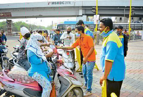 Sunil Chavan Squads to monitor the petrol pump aurangabad