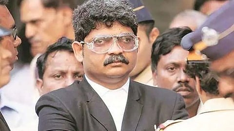 Maratha Kranti Morcha demanded the arrest of Gunaratna Sadavarta wife Jayashree Patil