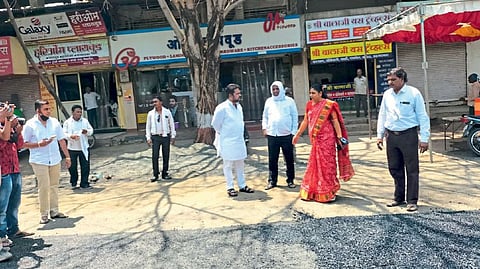 inspection Maintain quality of work Jayashree Mahajan MLA Bhole jalgaon