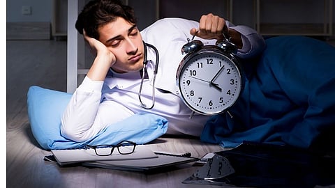 ऑफिसमध्ये Night Shift करत असाल तर ही घ्या काळजी