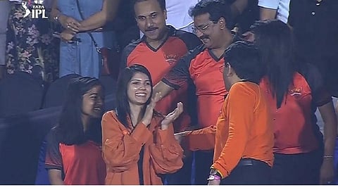 Kaviya Maran Dance Video