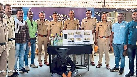 Jalgaon robbery case Arrest suspect Chalisgaon city police