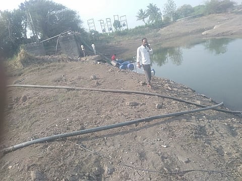 बावीस विज पंपाच्या केबलची चोरी