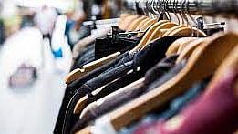 Prefer to buy clothes in Malegaon During Ramzan Festival Nashik News