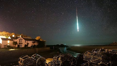 object coming to the earth