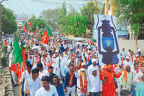 ‘आक्रोश मोर्चा’