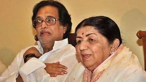 Hridaynath Mangeshkar hospitalized News Updates