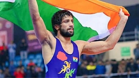 रवी दहियाची आशियाई चॅम्पियनशिपमध्ये 'सुवर्ण हॅट्ट्रिक'