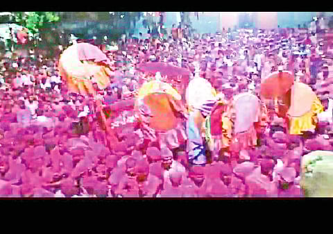 ‘चांगभलं’च्या गजरात भैरवनाथांची यात्रा