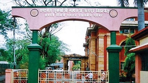 Nagpur law college