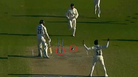 hasan ali breaks middle stumps