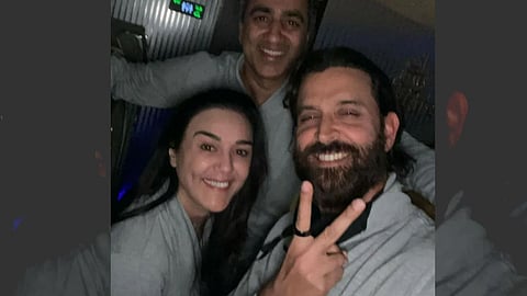 Preity Zinta thanks Hrithik Roshan to help her twins in long flight