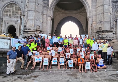 Swimmers at gate way of india