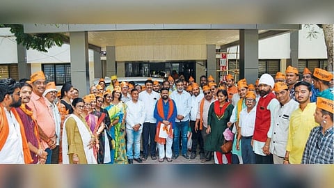 Nanded MLA Amol Mitkari against organization Protest