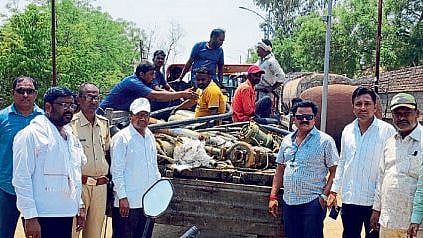 Jalna Illegal water abstraction Moti Lake municipal team Electricity pump confiscated