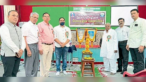 Jalgoan use science technology farming bussiness