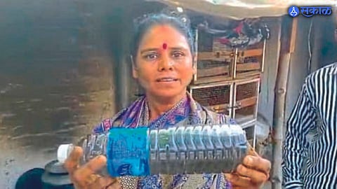 नळाला आलेले काळे पाणी.