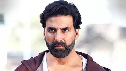 Akshay Kumar video Viral fan misbehavior