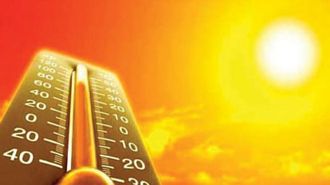 weather update heat stroke patient Earth temperature rise constant changes in atmosphere mumbai