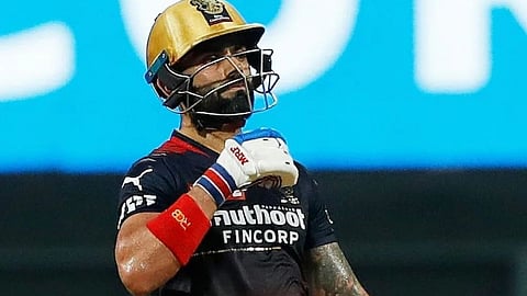 Virat Kohli Glenn Maxwell Shine Royal Challengers Bangalore Defeat Gujarat Titans