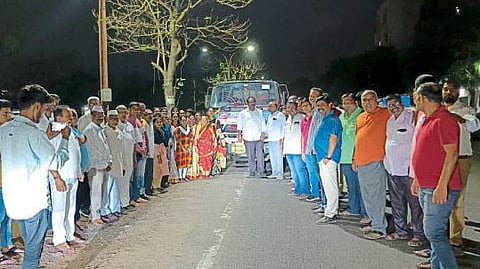 Nashik water issues social worker Supply water tanker at own cost