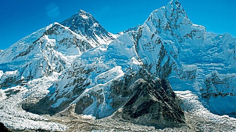umesh zirpe writes about Mount Everest highest peak of world